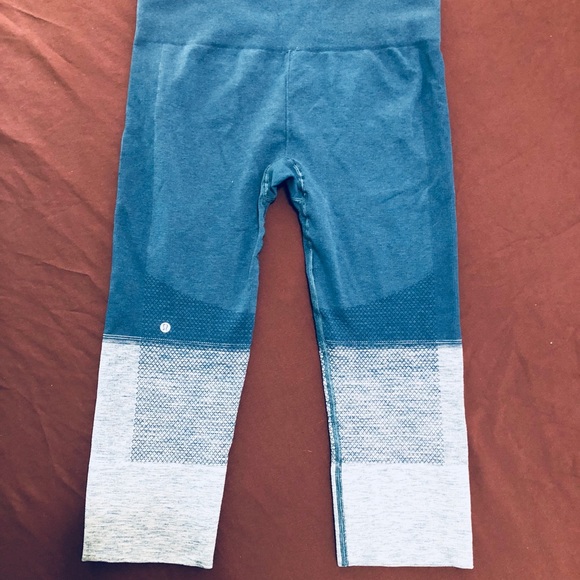 lululemon athletica Pants - Lululemon seamless crops